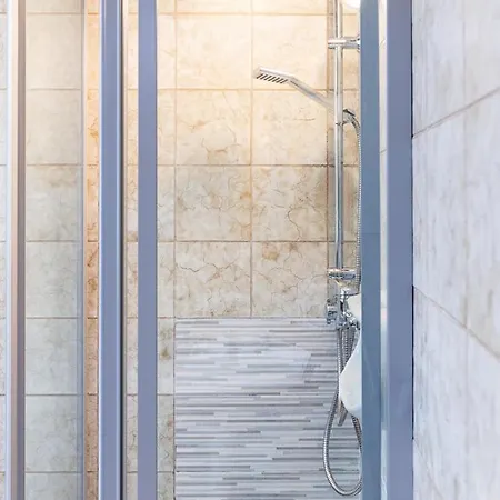 Exclusive With View-private *