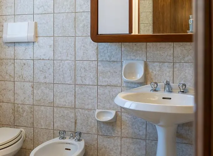 Exclusive With View-private