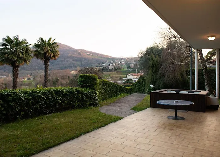 Exclusive With View-private *